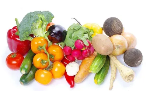什么蔬菜不能放入微波炉？怎么确保生吃蔬菜干净卫生？