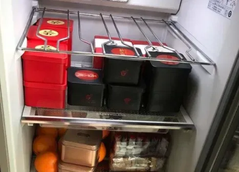 用冰箱储存茶叶需要注意什么？应该放冷藏还是保鲜
